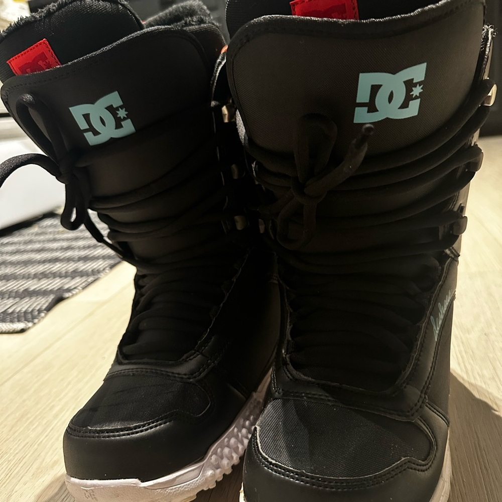 Women’s - DC snowboard boots